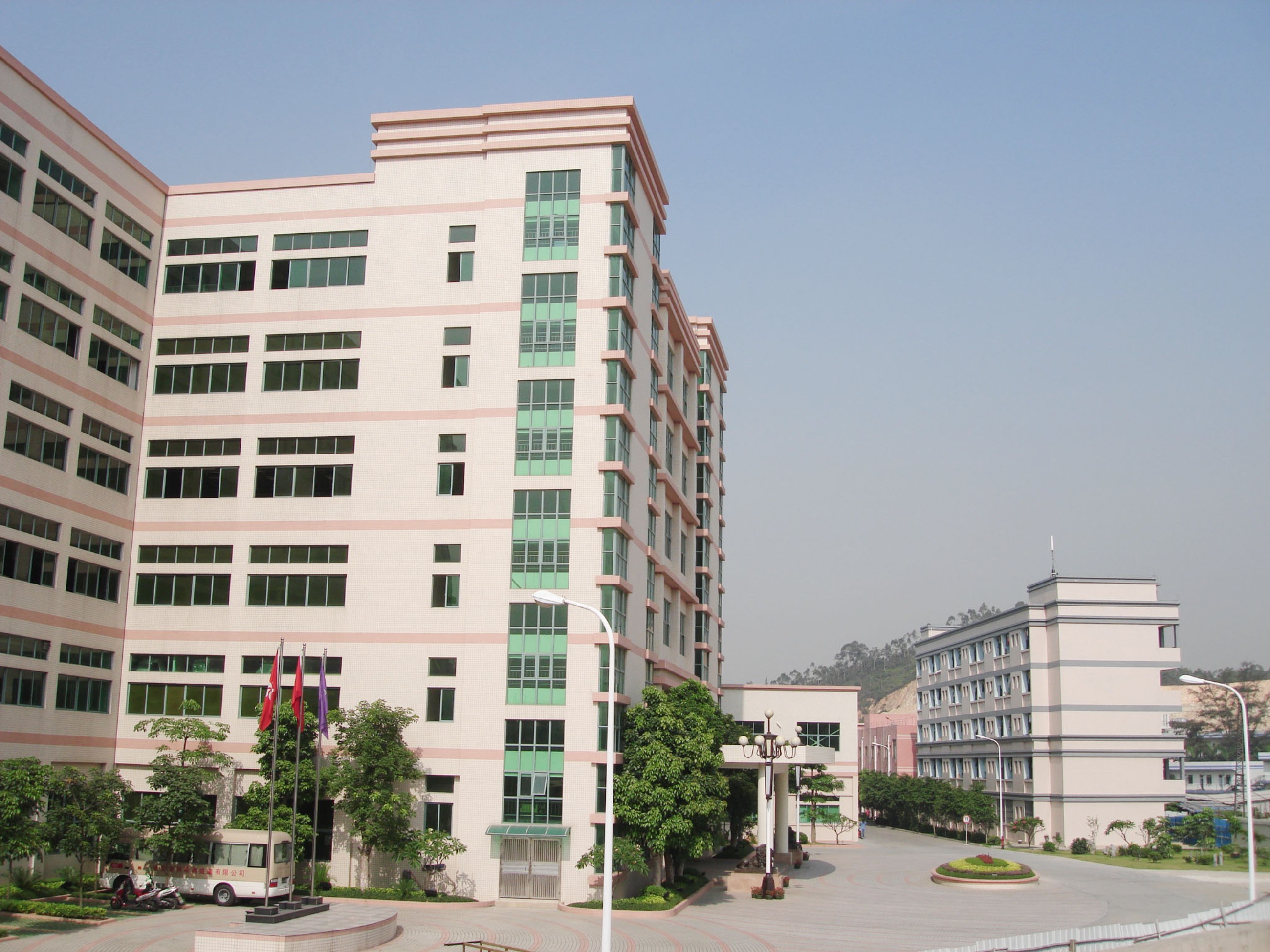 東興商標(biāo)織繡有限公司多棟建筑物結(jié)構(gòu)安全鑒定